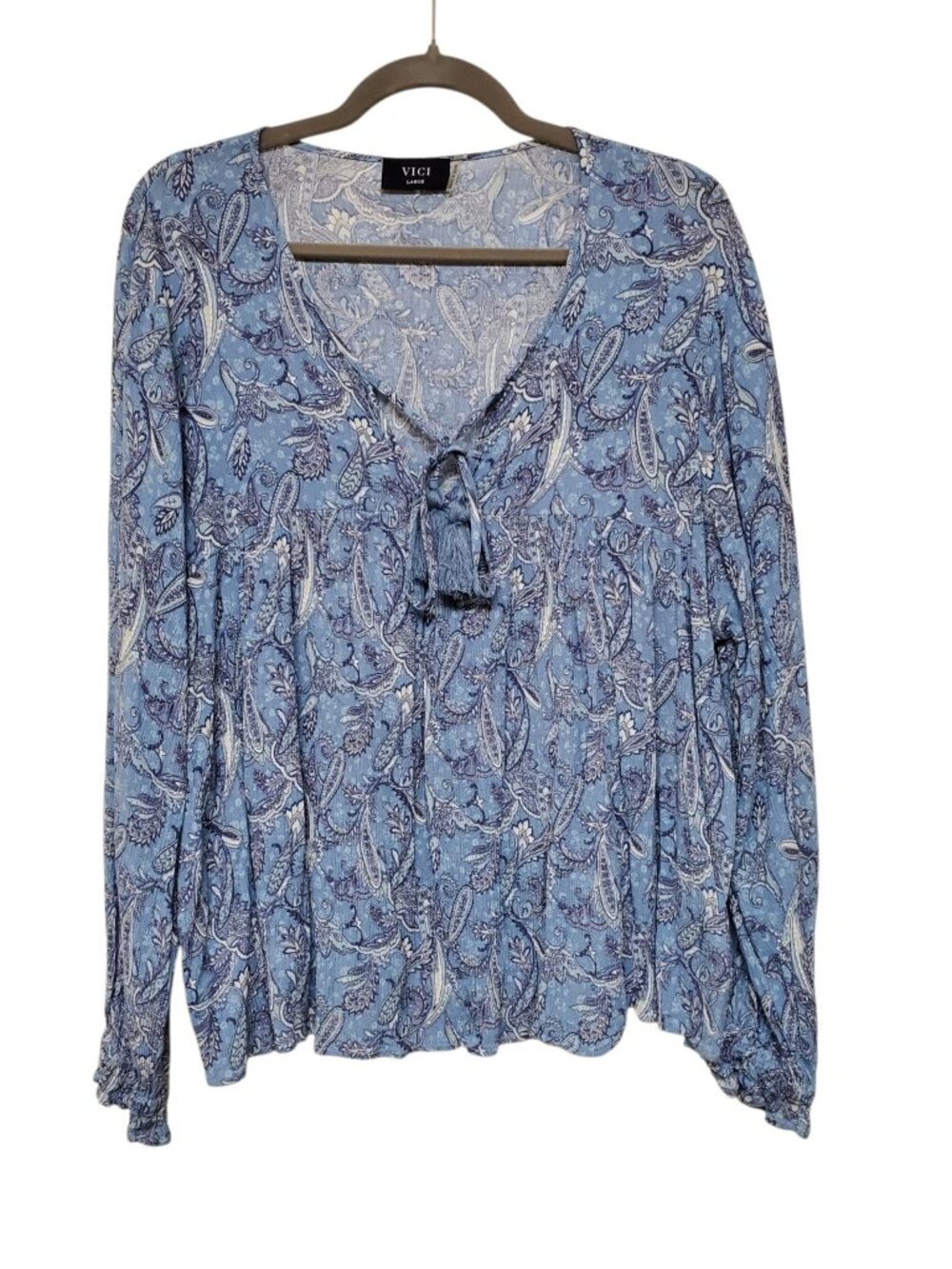 Vici Women's Light Blue Boho Paisley Tie Neck Crinkle Peasant Top Whimsy L